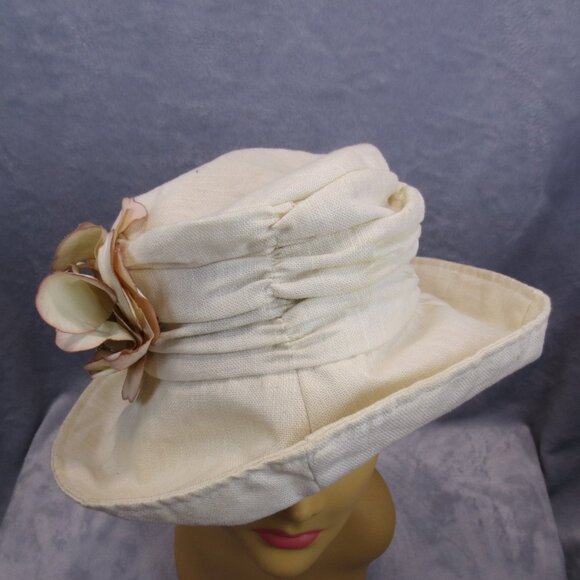 Vtg Cream Off-White Women\'s Summer Hat Linen Rouched Made in Hong Kong Flower M main image 12